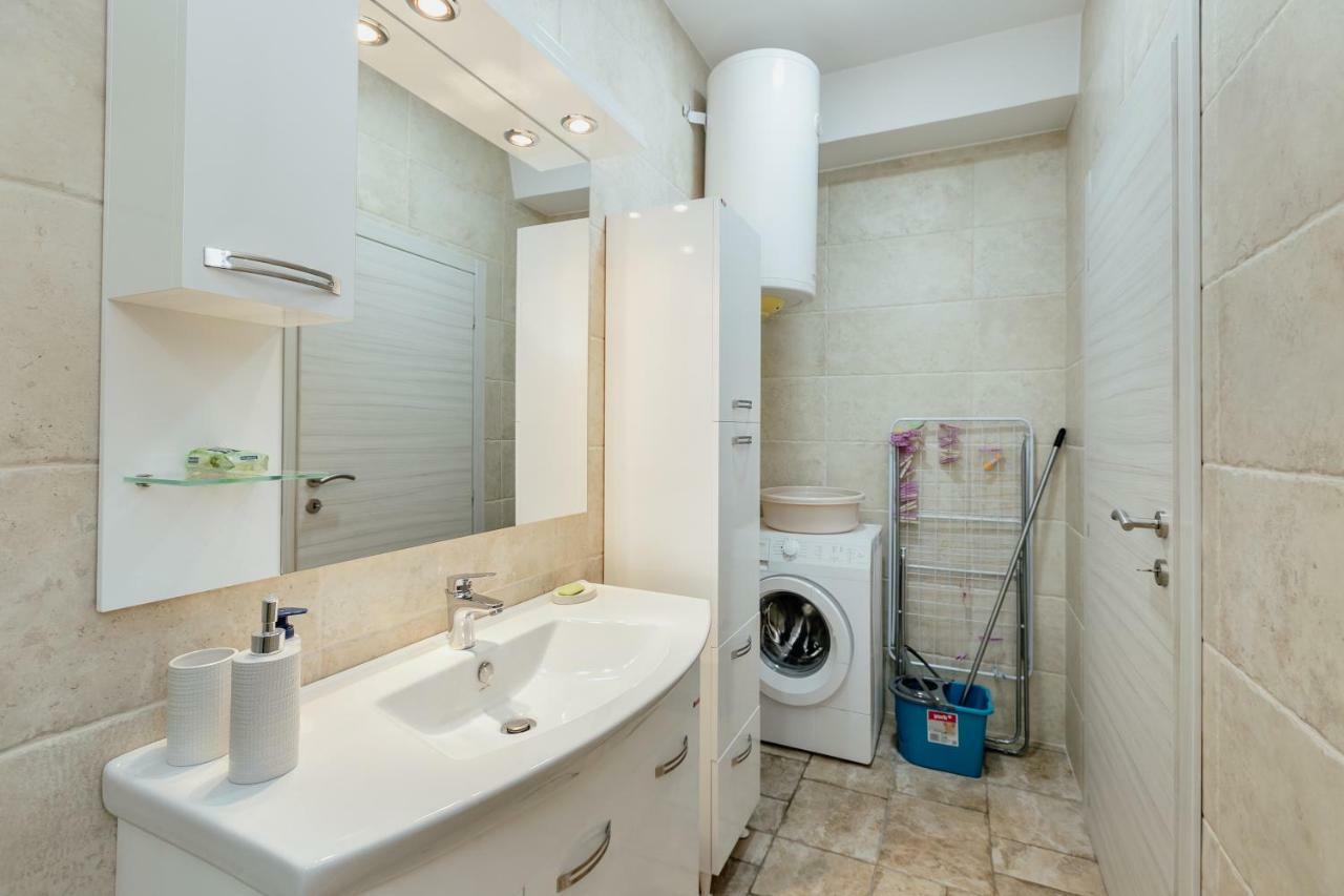Bobana Apartments Donji Morinj Esterno foto